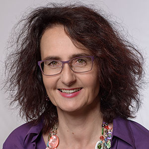Angelika Schuster