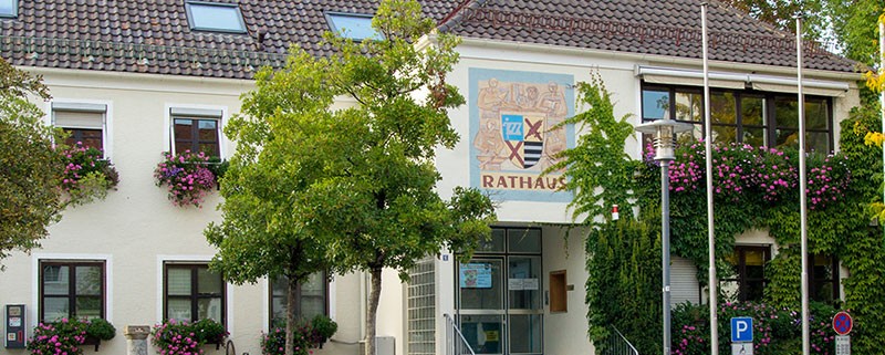 Rathaus der Gemeinde Kirchheim b. München