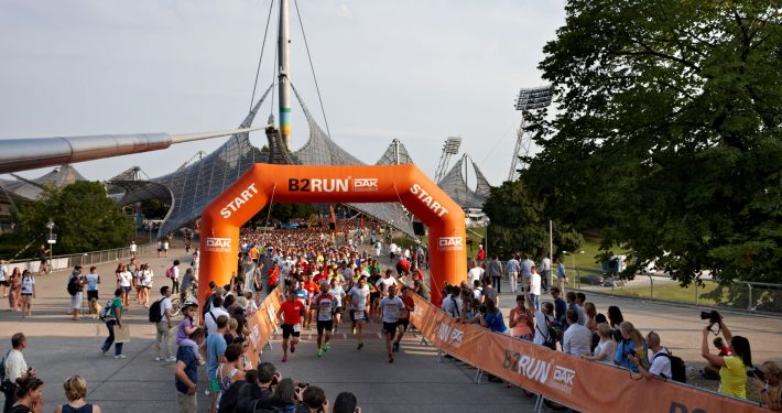 B2RUN München 2015 Start | Foto: Christian Ernst (www.ch-ernst.de)