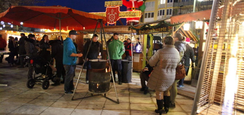 Zusammenkommen und Verweilen: Der Kathreinmarkt in Heimstetten sorgt stets für gemütliche Adventsstimmung. Weihnachtlich wird’s beim Christkindlmarkt in Kirchheim am 9. und 10. Dezember.