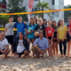 Beachvolleyball unter Palmen: Warum in die Ferne schweifen, der REZ-Strand, mit Sand, Sonne und Urlaubsfeeling ist so nah.