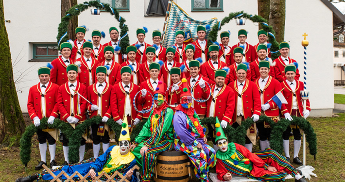 Gruppenfoto der Schäfflerzunft Kirchheim 2019