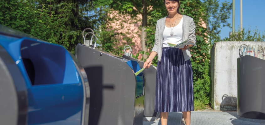 Mülltrennung: Sonja Forstner, Sachgebietsleiterin der Abteilung