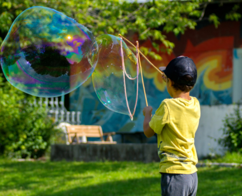 Spaß, Spannung, Spiel mit der Ferienpädagogik: Gehört für Kinder