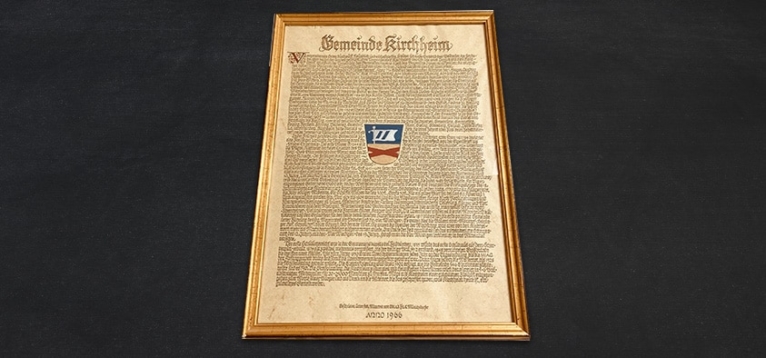 Foto: Original-Handschrift zur Verleihung des Kirchheimer Gemeindewappens